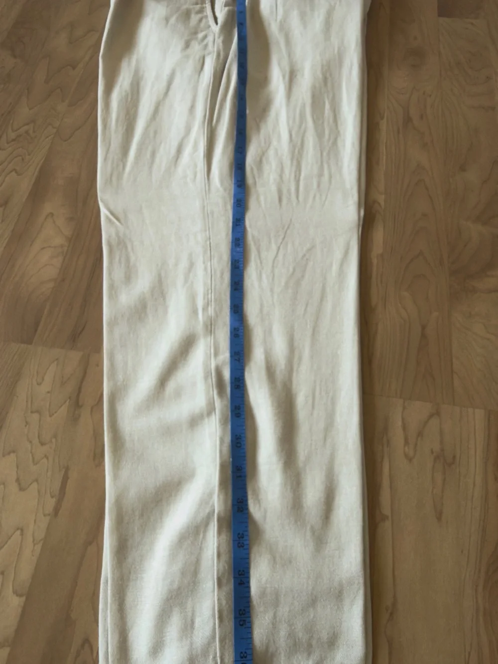 Banana Republic four banana